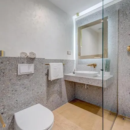 Daire Beachfront Split