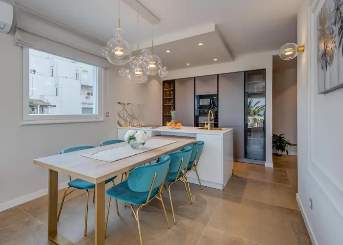 Beachfront Apartment Split