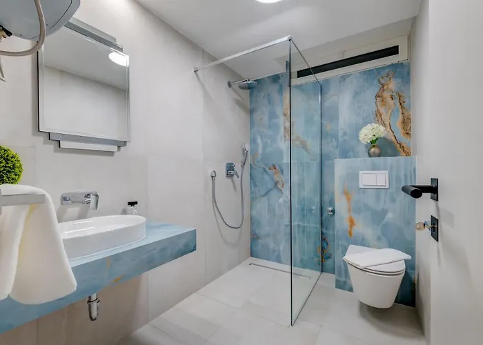 Apartment Beachfront Split