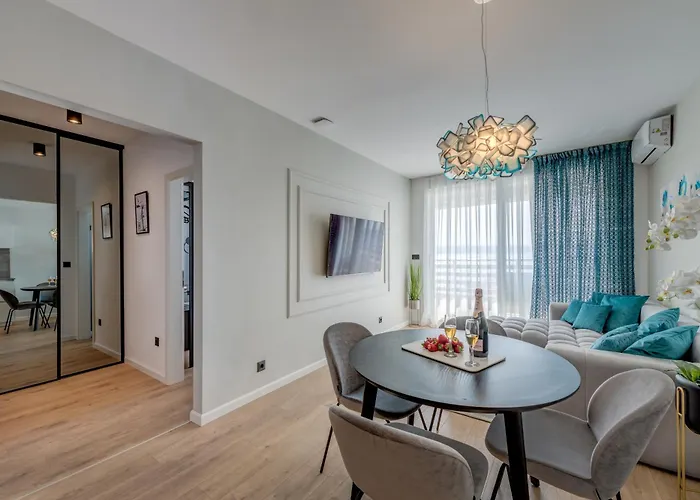 Apartment Beachfront Split