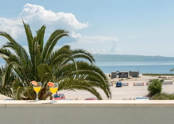 Apartment Beachfront Split