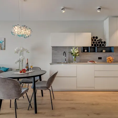 Beachfront Apartament *