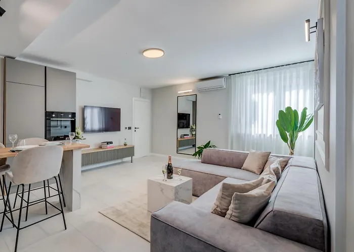 Beachfront Apartment Split