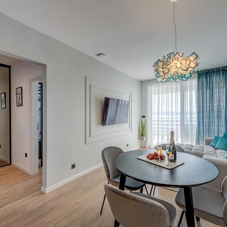 아파트 Beachfront 스플리트